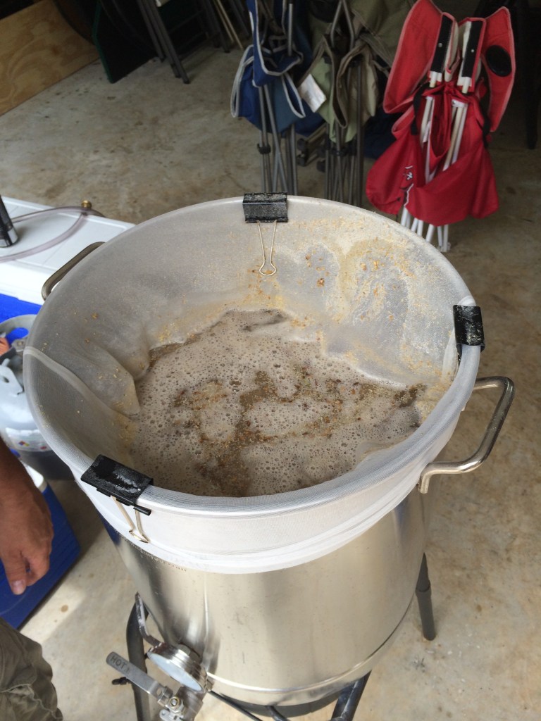 Fresh Hop Cascade IPA Mash In